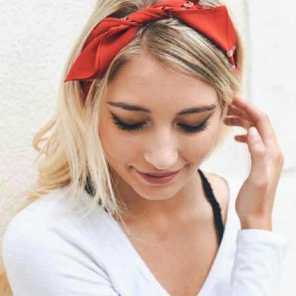 Spring/summer must have bandannas - Picture 2 of 7